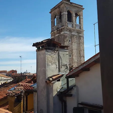 Rialto1082-2